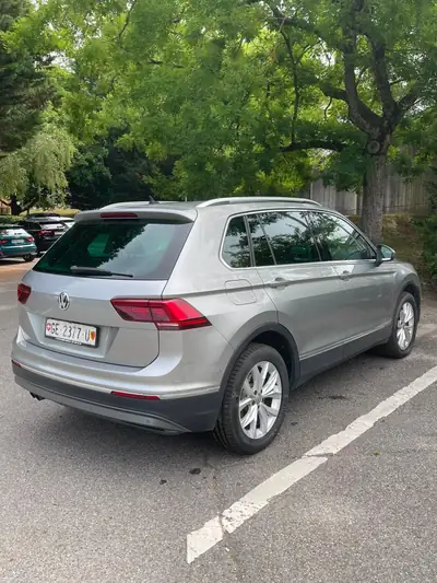 VW Tiguan 2.0 TSI Highline 4Motion — SUV polyvalent, intégralement révisé — side view