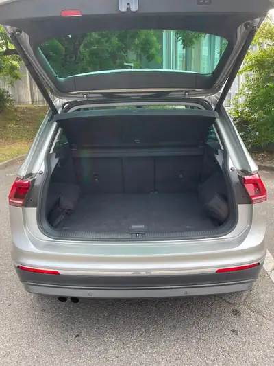 VW Tiguan 2.0 TSI Highline 4Motion — SUV polyvalent, intégralement révisé — dashboard
