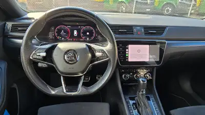 Škoda Superb 2.0 TDI 200 SportLine 4x4 — Break premium, traction intégrale, état comme neuf — Miniatura 8