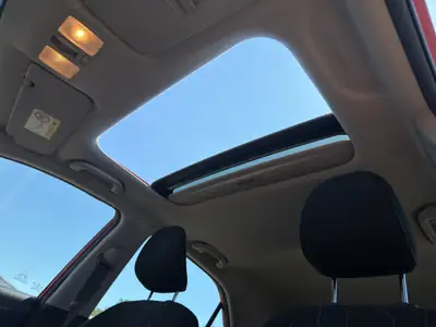 Kia Picanto 1.2 CVVT Style 2015 — Citadine économique, toit panoramique, 31'000 km seulement — Thumbnail 10