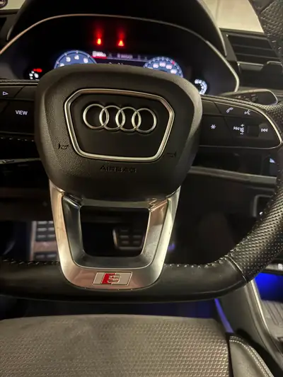 Audi Q3 2.0 40 TFSI S line — SUV compact sportif, 69 700 km, équipé toutes saisons — Miniatura 7