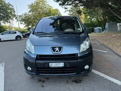 Peugeot Expert Tepee 2.0 HDi — Monospace 9 places, diesel fiable, histoire diplomatique — side view