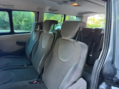 Peugeot Expert Tepee 2.0 HDi — Monospace 9 places, diesel fiable, histoire diplomatique — Thumbnail 13