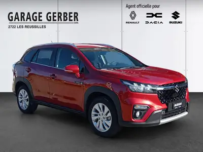 Suzuki S-Cross 1.4 T Sakura Hybrid 4x4 — SUV compact hybride, 100 km seulement — Heckansicht
