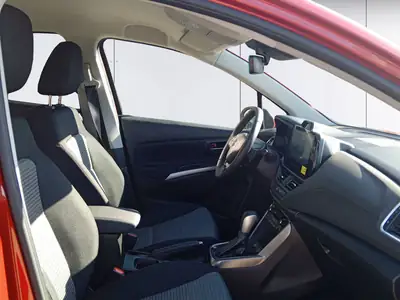 Suzuki S-Cross 1.4 T Sakura Hybrid 4x4 — SUV compact hybride, 100 km seulement — Miniatur 15