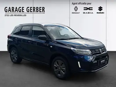 Suzuki Vitara 1.4 T Sakura Hybrid 4x4 — SUV compact hybride essence, 100 km seulement — Heckansicht