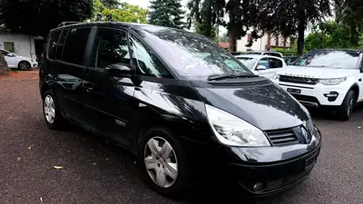 Renault Espace 2.0 Turbo Expression — Monospace spacieux, moteur turbo performant — side view