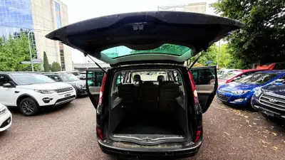 Renault Espace 2.0 Turbo Expression — Monospace spacieux, moteur turbo performant — Thumbnail 7