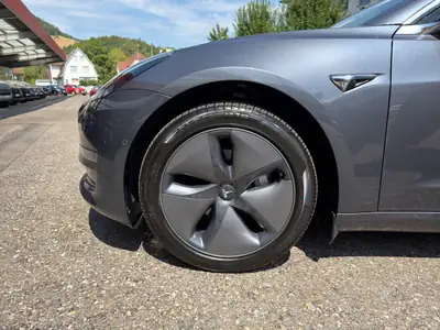 Tesla Model 3 Long Range Dual Motor AWD — Berline électrique haute performance, 58 500 km — Thumbnail 15