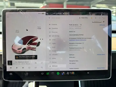 Tesla Model 3 Long Range Dual Motor AWD — Berline électrique haute performance, 58 500 km — Thumbnail 16