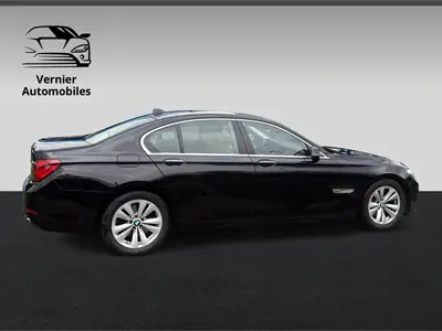BMW 740i — Berline de prestige 2013, 320 ch et très bon état — Thumbnail 9