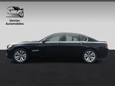 BMW 740i — Berline de prestige 2013, 320 ch et très bon état — Thumbnail 7