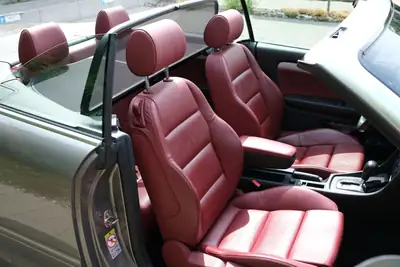 Audi A4 3.2 V6 Cabriolet — Élégance décapotable, motorisation prestigieuse — Miniatura 9
