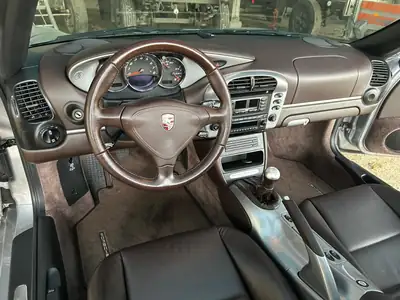 Porsche 718 Boxster S 550 Spyder Edition — Roadster iconique, édition limitée, 32 500 km — Seitenansicht
