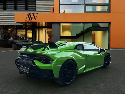 Lamborghini Huracán STO Coupé 2024 — Supercar de prestige, seulement 9'000 km — detail