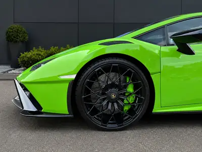 Lamborghini Huracán STO Coupé 2024 — Supercar de prestige, seulement 9'000 km — Thumbnail 8