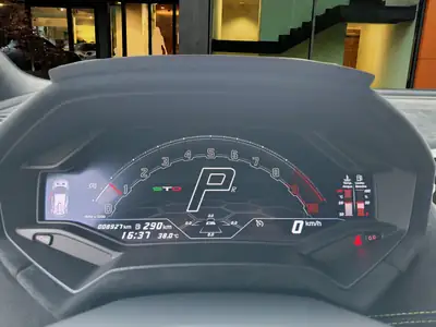 Lamborghini Huracán STO Coupé 2024 — Supercar de prestige, seulement 9'000 km — Thumbnail 11