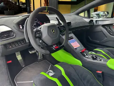 Lamborghini Huracán STO Coupé 2024 — Supercar de prestige, seulement 9'000 km — Thumbnail 13