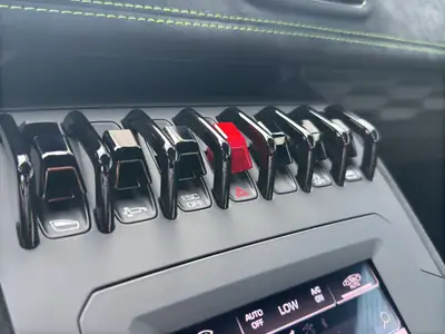 Lamborghini Huracán STO Coupé 2024 — Supercar de prestige, seulement 9'000 km — Thumbnail 17