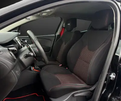 Renault Clio 1.6 T RS 200 EDC — Sportive compacte, 200 ch et boîte auto — Miniature 7
