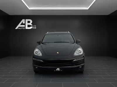Porsche Cayenne Tiptronic 2013 — SUV premium 300 ch, entretien récent et garantie incluse — exterior view