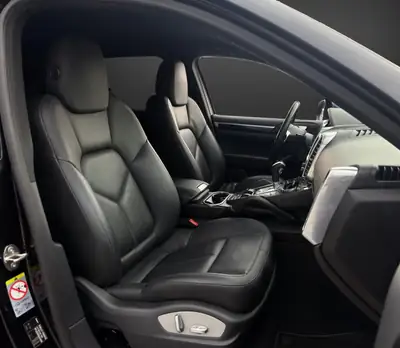 Porsche Cayenne Tiptronic 2013 — SUV premium 300 ch, entretien récent et garantie incluse — Thumbnail 9