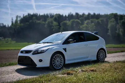 Ford Focus 2.5i Turbo RS — Sportive compacte 305 ch, 172'000 km — cruscotto