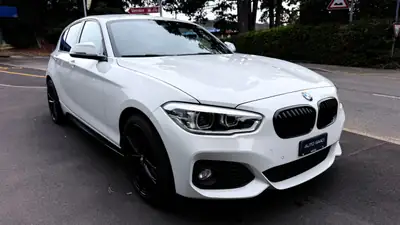 BMW 118d xDrive M Sport — Diesel performant, transmission manuelle, 131 000 km — side view