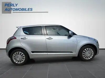 Suzuki Swift 1.2 Sergio Cellano — Citadine fiable, faible kilométrage, sans sinistre — Thumbnail 7