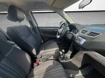 Suzuki Swift 1.2 Sergio Cellano — Citadine fiable, faible kilométrage, sans sinistre — Thumbnail 15