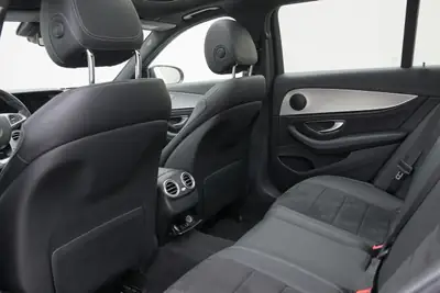 Mercedes-Benz E 220 d Swiss Star AMG Line — Break diesel 4Matic, entretien complet, sans sinistre — Thumbnail 10