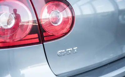 VW Golf 2.0 TFSI GTI Edition 30 — Sportive 230 ch, boîte manuelle rare, expertisée — Miniature 7