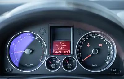 VW Golf 2.0 TFSI GTI Edition 30 — Sportive 230 ch, boîte manuelle rare, expertisée — Miniature 13