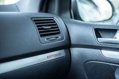 VW Golf 2.0 TFSI GTI Edition 30 — Sportive 230 ch, boîte manuelle rare, expertisée — Miniature 17