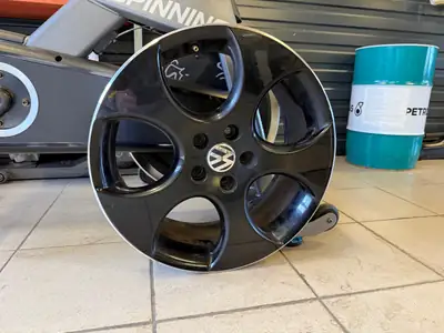VW Golf 2.0 TFSI GTI Edition 30 — Sportive 230 ch, boîte manuelle rare, expertisée — Miniature 19