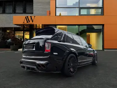 Rolls-Royce Cullinan Mansory Edition 2023 — SUV ultra-luxe, 18 900 km seulement — detail