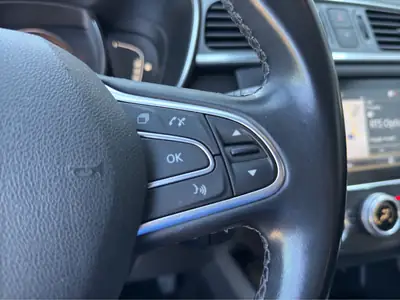 Renault Kadjar 1.3 Turbo Intens EDC — SUV dynamique, sans accident, équipé GPS — Thumbnail 24