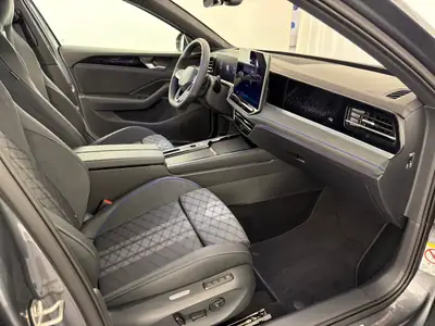 VW Passat 1.5 TSI PHEV R-Line — Break hybride rechargeable, quasi neuf 2026 — Thumbnail 12