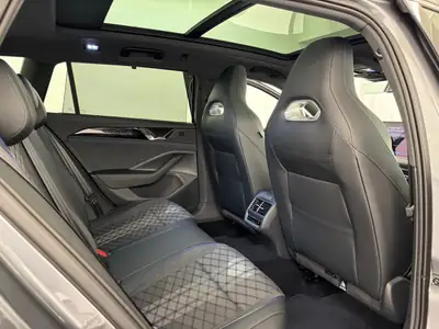 VW Passat 1.5 TSI PHEV R-Line — Break hybride rechargeable, quasi neuf 2026 — Thumbnail 10