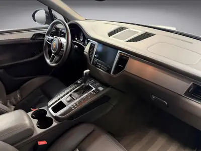 Porsche Macan S Diesel PDK — SUV premium sportif, entretien récent et équipement complet — Thumbnail 11
