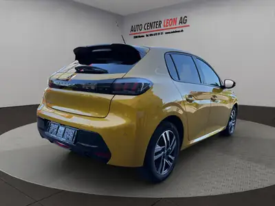 Peugeot 208 1.2 PureTech Allure EAT8 — Citadine dynamique, boîte auto et équipements premium — detail