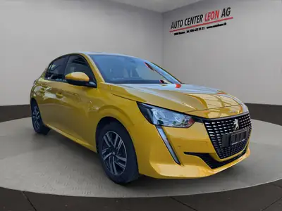 Peugeot 208 1.2 PureTech Allure EAT8 — Citadine dynamique, boîte auto et équipements premium — Thumbnail 8