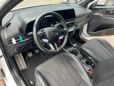 Hyundai i20 N 1.6 T-GDi — Sportive compacte 204 ch, 30'000 km seulement — Innenraum