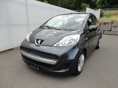 Peugeot 107 1.0 Trendy — Petite citadine économique, entretien minimal — dettaglio