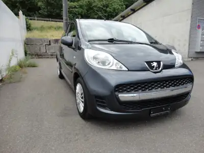 Peugeot 107 1.0 Trendy — Petite citadine économique, entretien minimal — cruscotto