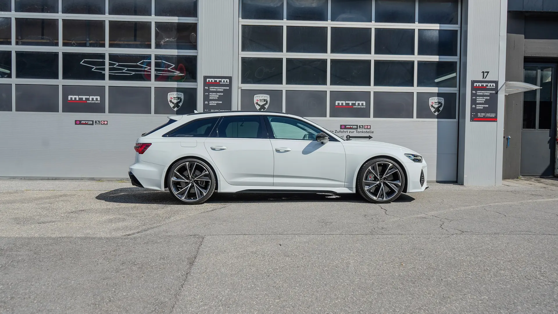 Audi RS6 Avant MTM Stage 4 — 1001 ch, transformation usine avec garantie — vista esterna