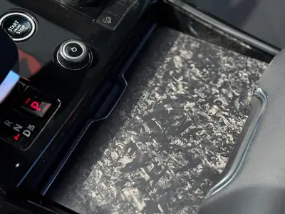 Land Rover Range Rover Sport 4.4 V8 First Edition — Performance brute et luxe britannique — dettaglio