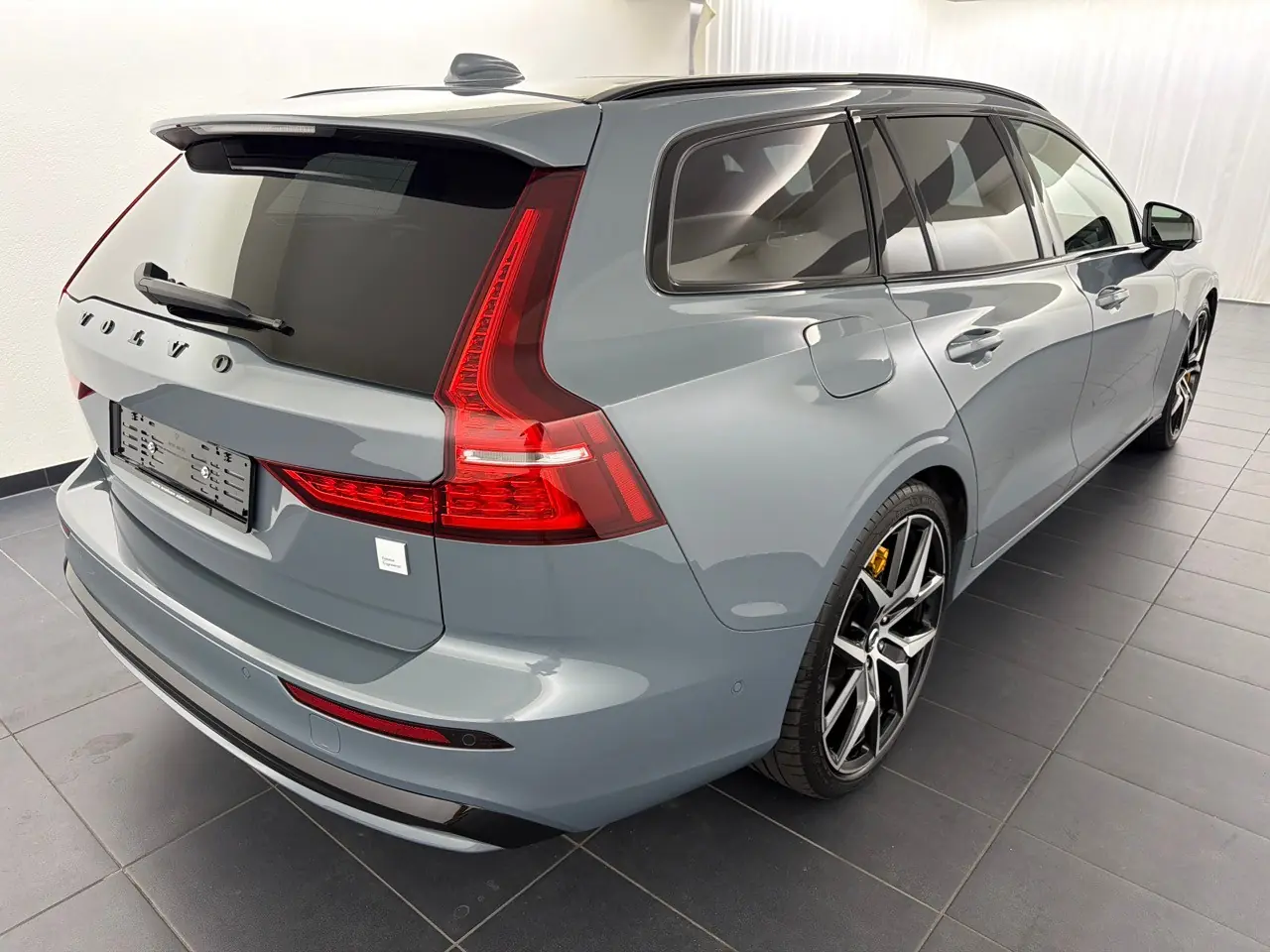Volvo V60 2022 occasion Zürich — 3