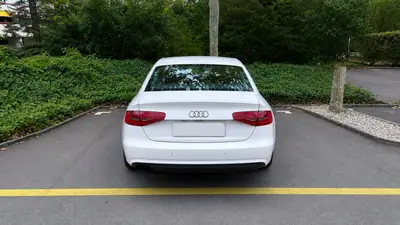 Audi A4 1.8 TFSI 170 ch — Berline élégante sans accident, 77'000 km — Innenraum