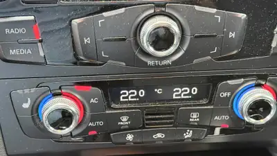 Audi A4 1.8 TFSI 170 ch — Berline élégante sans accident, 77'000 km — Detail